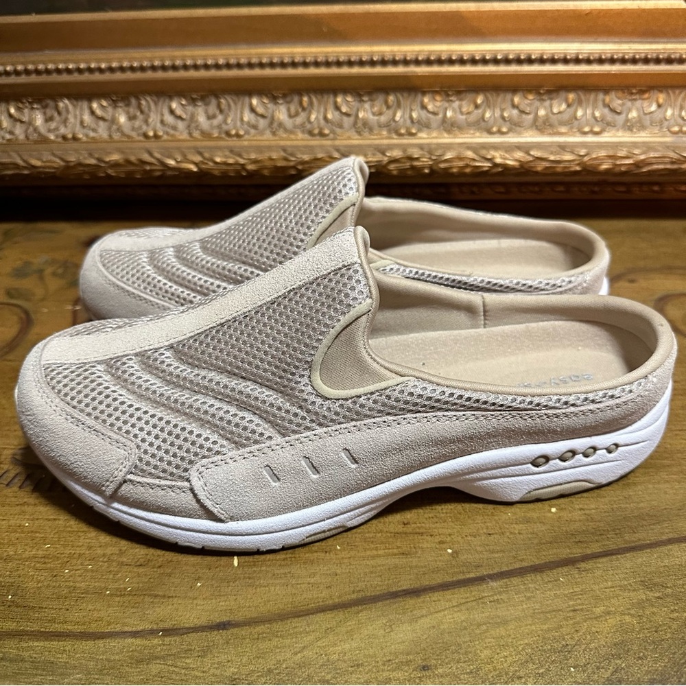 Easy Spirit Traveltime Women's 10 W Tan Leather and Mesh Comfort Clogs Mule NIB